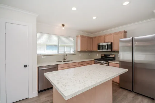 $1,999 | 9603 Farrell Drive, Houston, TX 77070