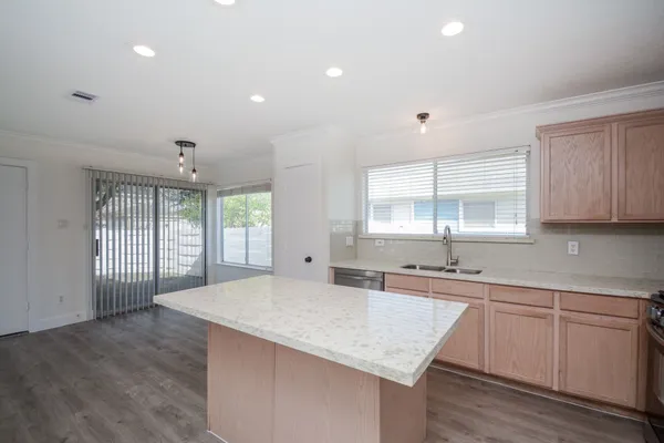 $1,999 | 9603 Farrell Drive, Houston, TX 77070