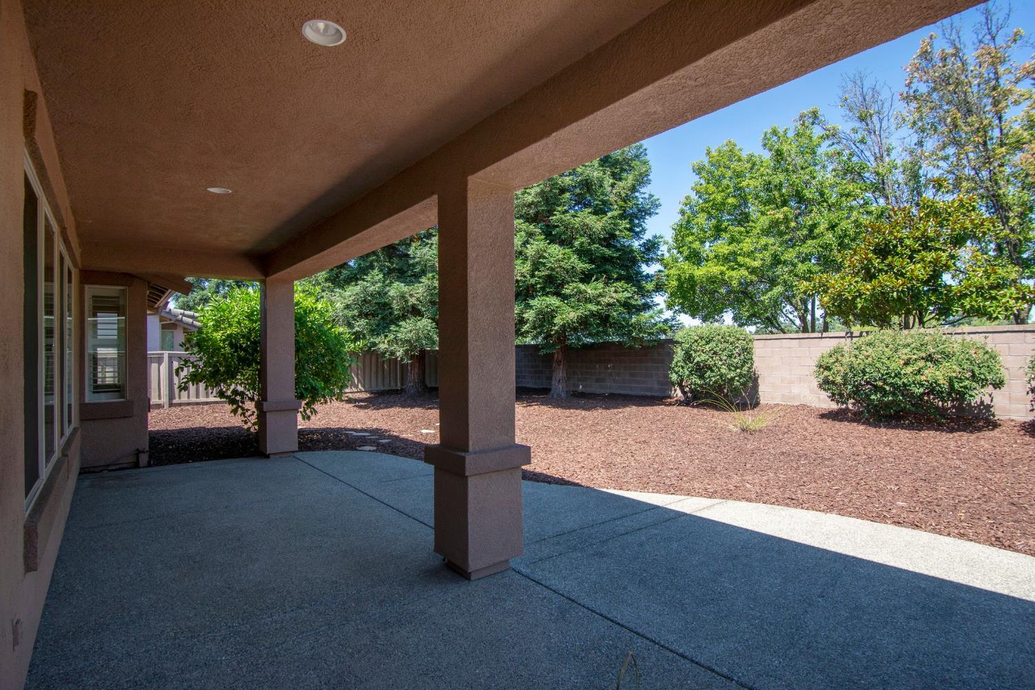 274 Lariat Loop Lincoln, CA 95648 - Photo 25 of 34 Look at all that Shade!