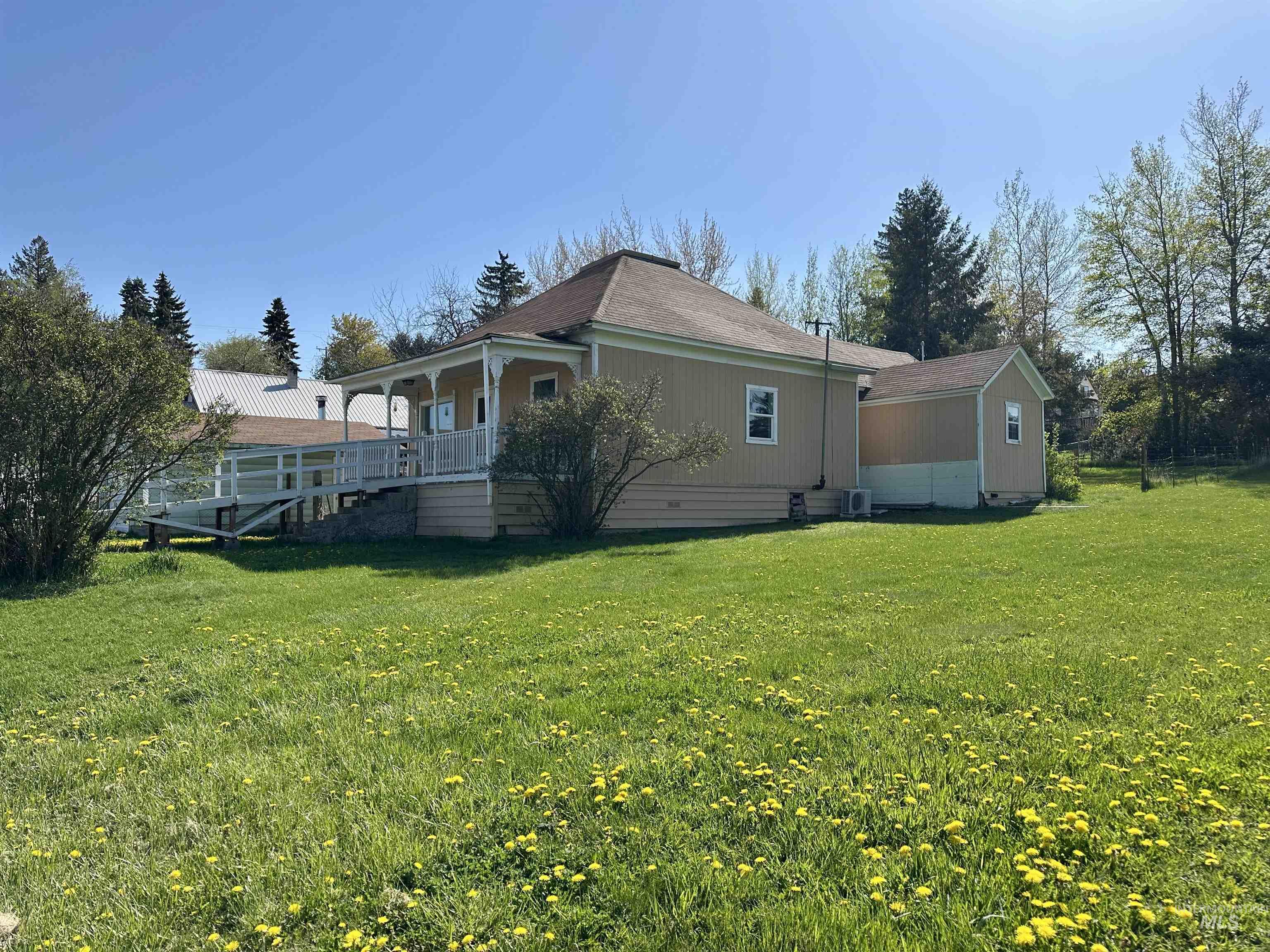 408 Walnut Street Nezperce, ID 83543 - Photo 22 of 23