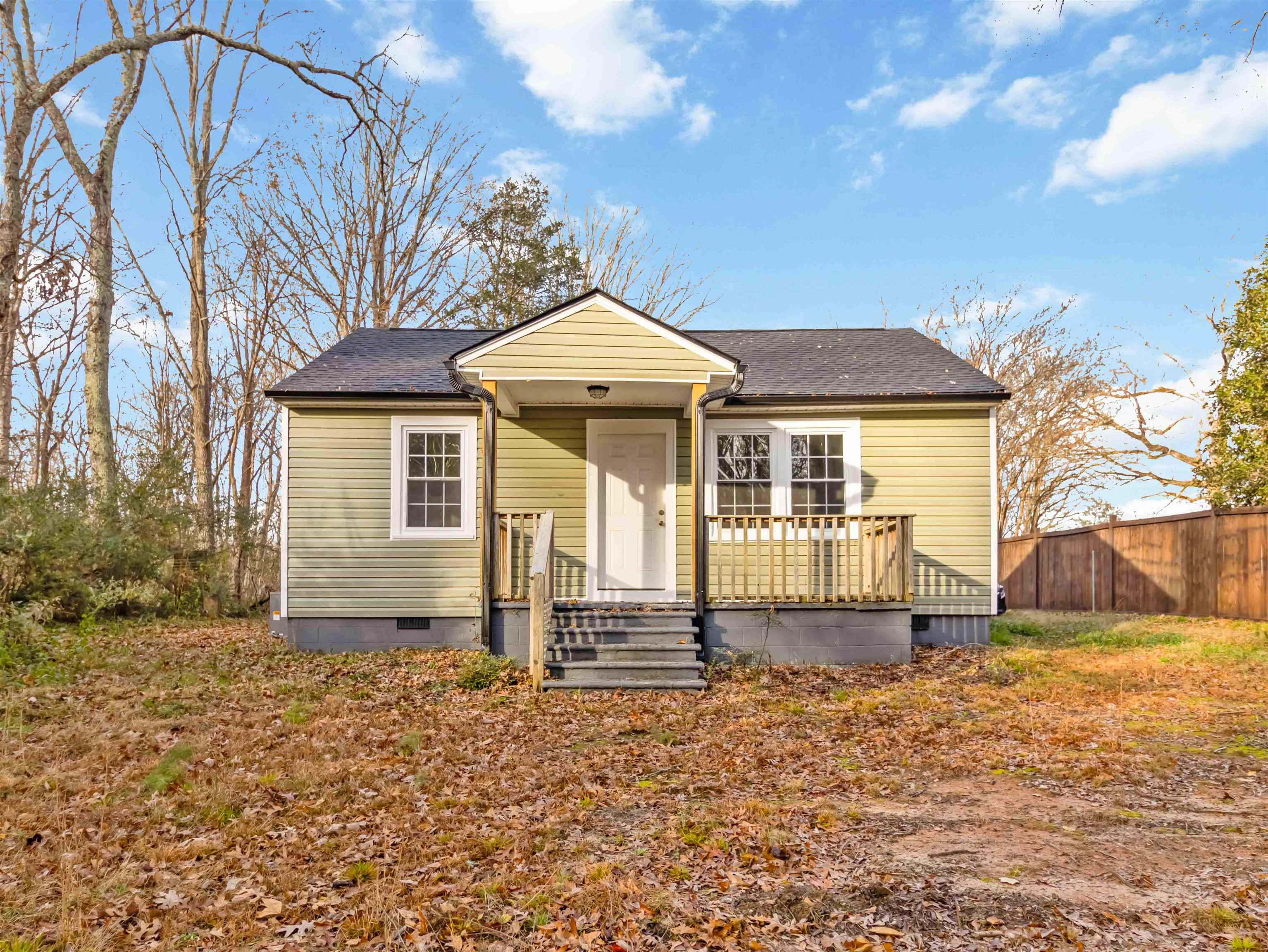 305 Lee McAbee Road Boiling Springs, SC 29316 - Photo 1 of 17