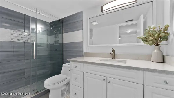 a close view of sink