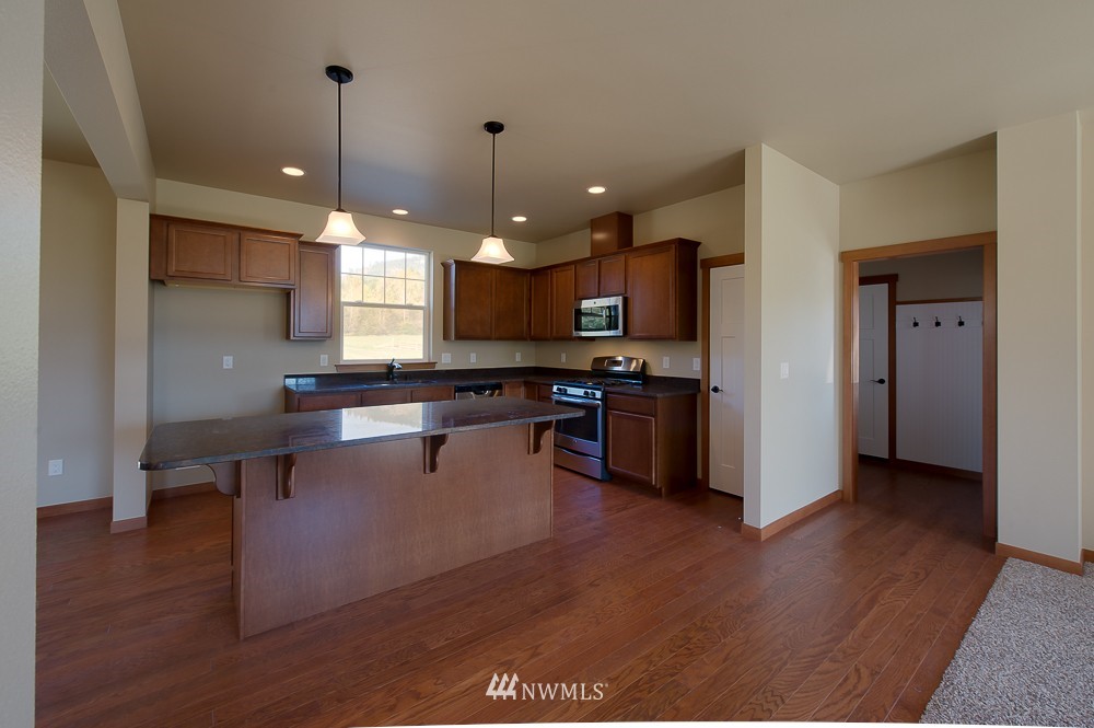 3820 East Hoff Road Everson, WA 98247 - Photo 4 of 25