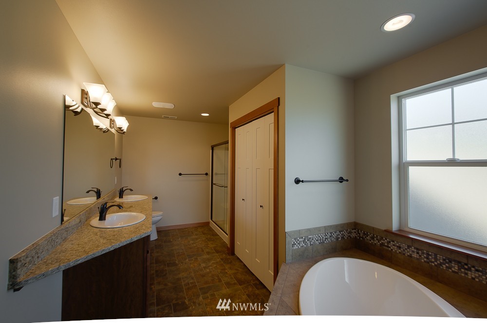 3820 East Hoff Road Everson, WA 98247 - Photo 8 of 25