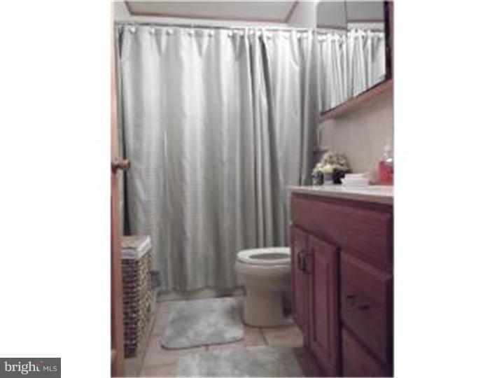 315 Chelsea Road Fairless Hills, PA 19030 - Photo 5 of 10 Bathroom