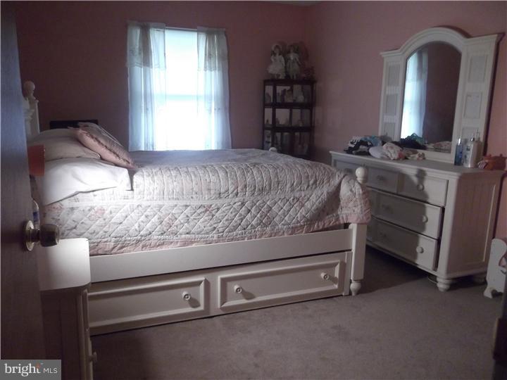 315 Chelsea Road Fairless Hills, PA 19030 - Photo 6 of 10 Bedroom - Main