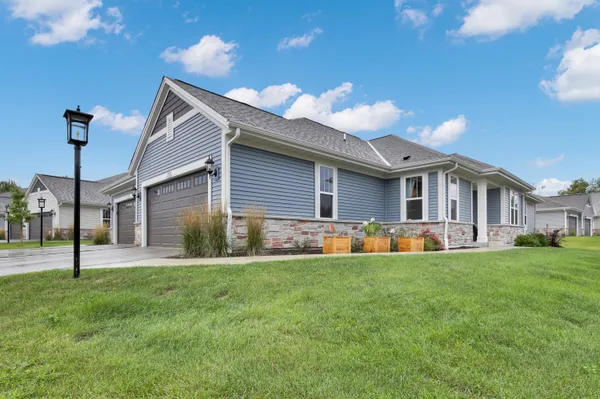 $430,000 | W204-n17637 Laurel Place, Jackson, WI 53037