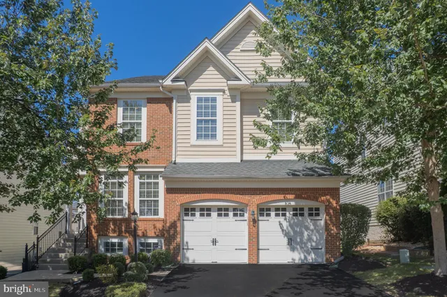 $819,900 | 16862 Reef Knot Way, Woodbridge, VA 22191