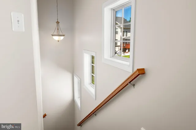 $819,900 | 16862 Reef Knot Way, Woodbridge, VA 22191