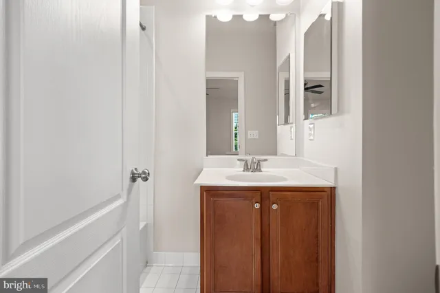 $819,900 | 16862 Reef Knot Way, Woodbridge, VA 22191