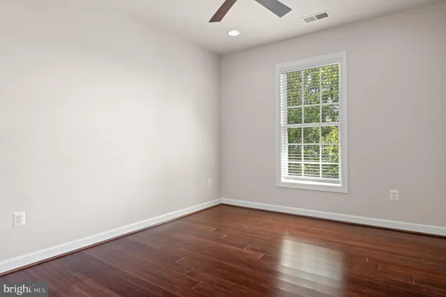 $819,900 | 16862 Reef Knot Way, Woodbridge, VA 22191