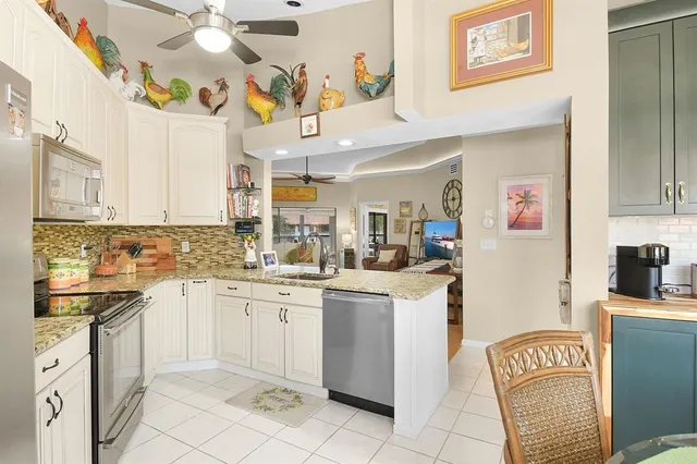 a view of a dining room and livingroom view