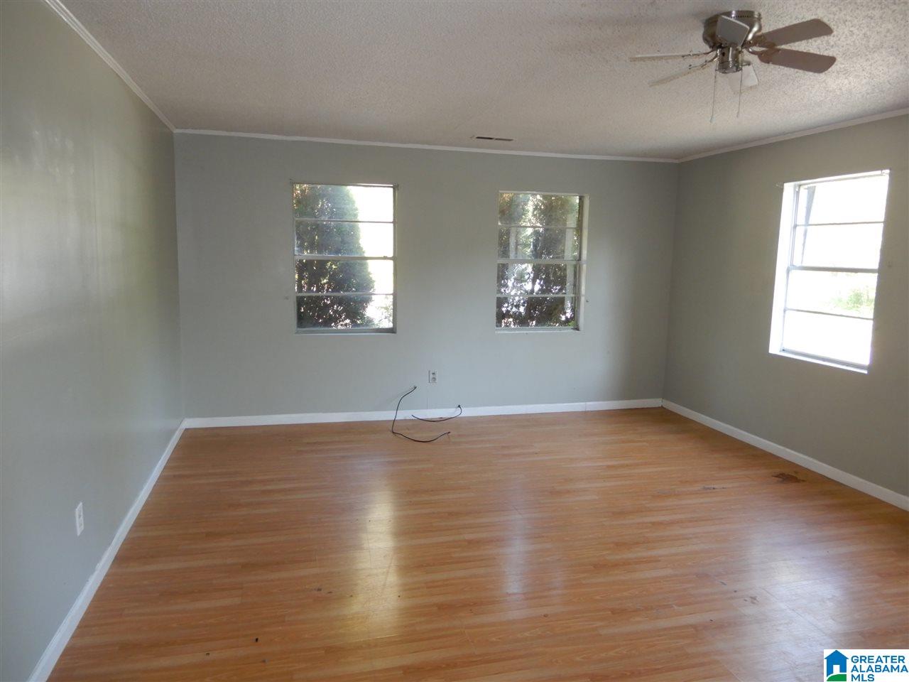 3200 Thomas Road Jasper, AL 35501 - Photo 7 of 12