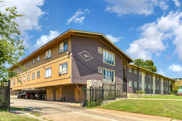 $765 | 5315 Columbia Avenue, Unit 214, Dallas, TX 75214