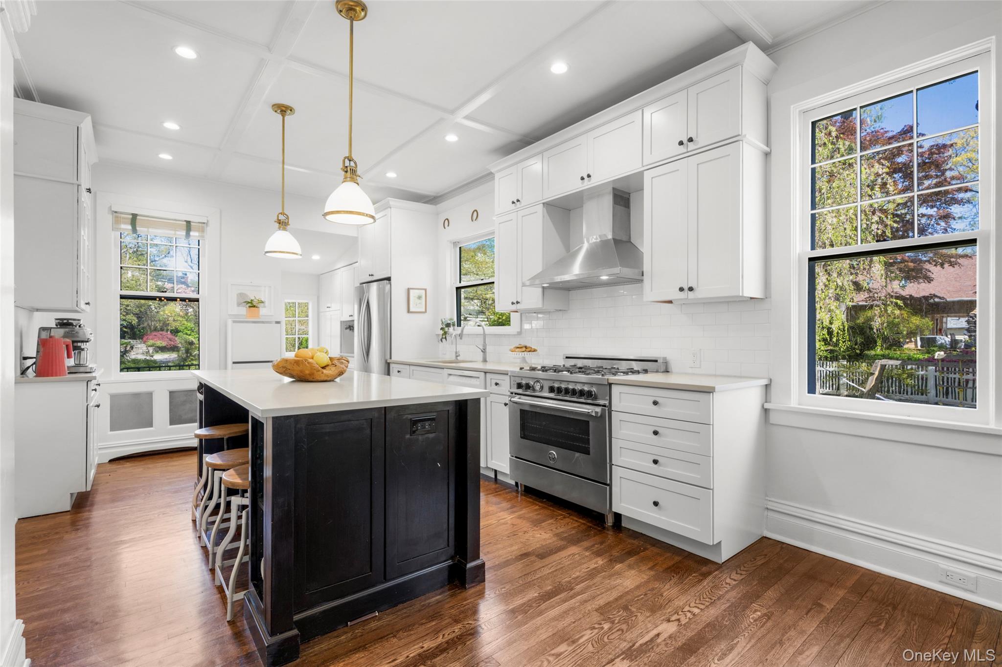 225 Rockingstone Avenue Larchmont, NY 10538 - Photo 9 of 29