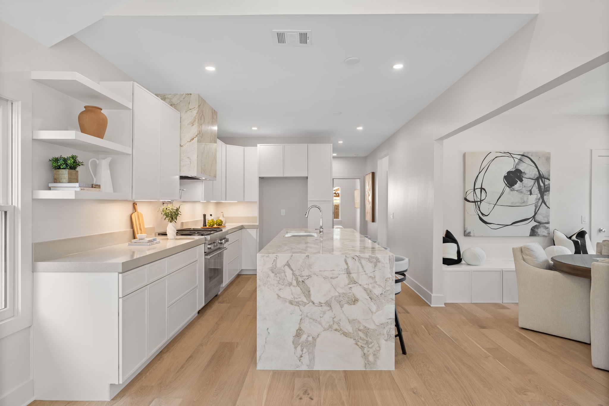 1011 West Cottage Street Houston, TX 77009 - Photo 2 of 47