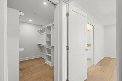 $1,199,999 | 1011 West Cottage Street, Houston, TX 77009