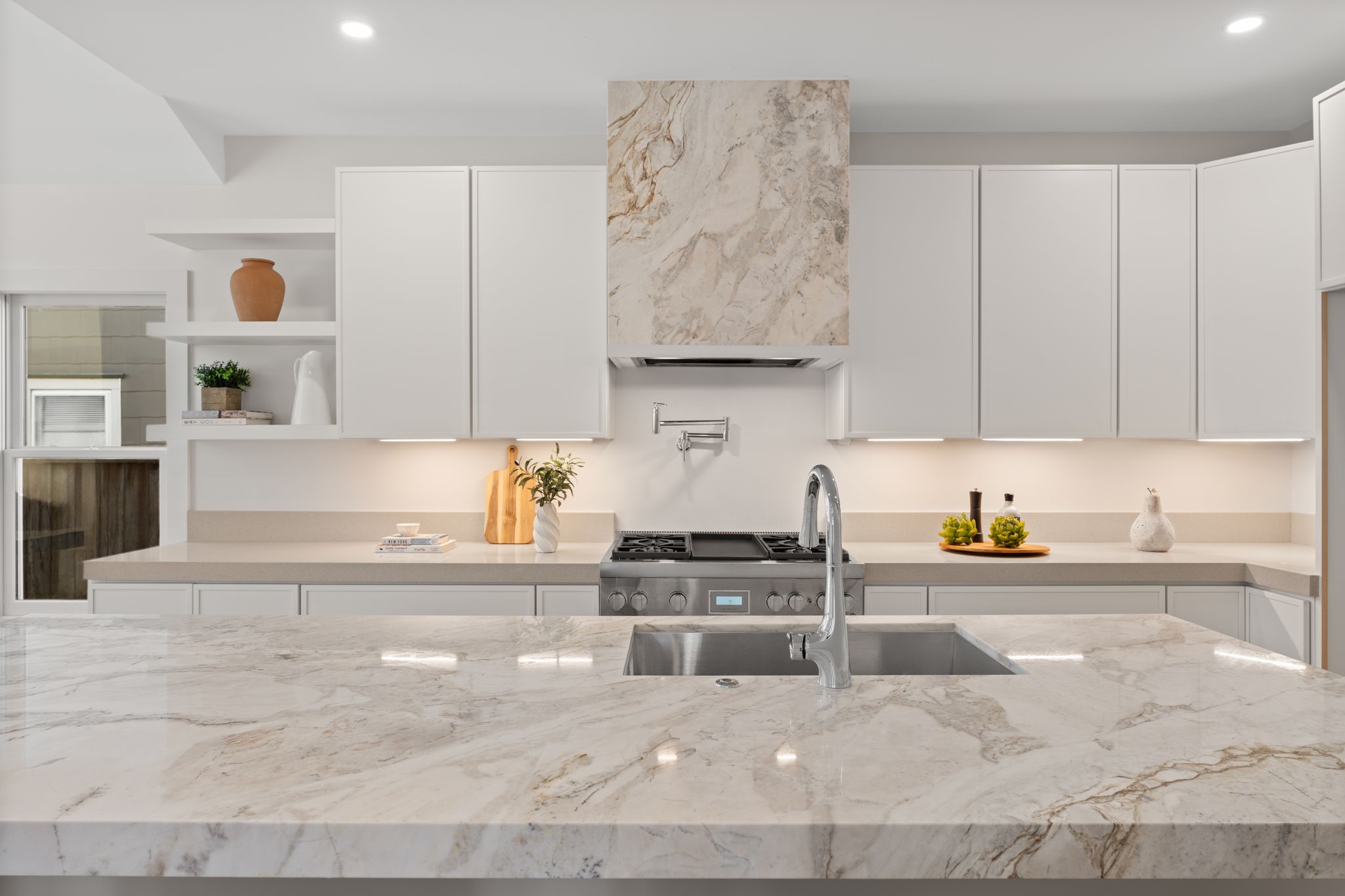 1011 West Cottage Street Houston, TX 77009 - Photo 4 of 47