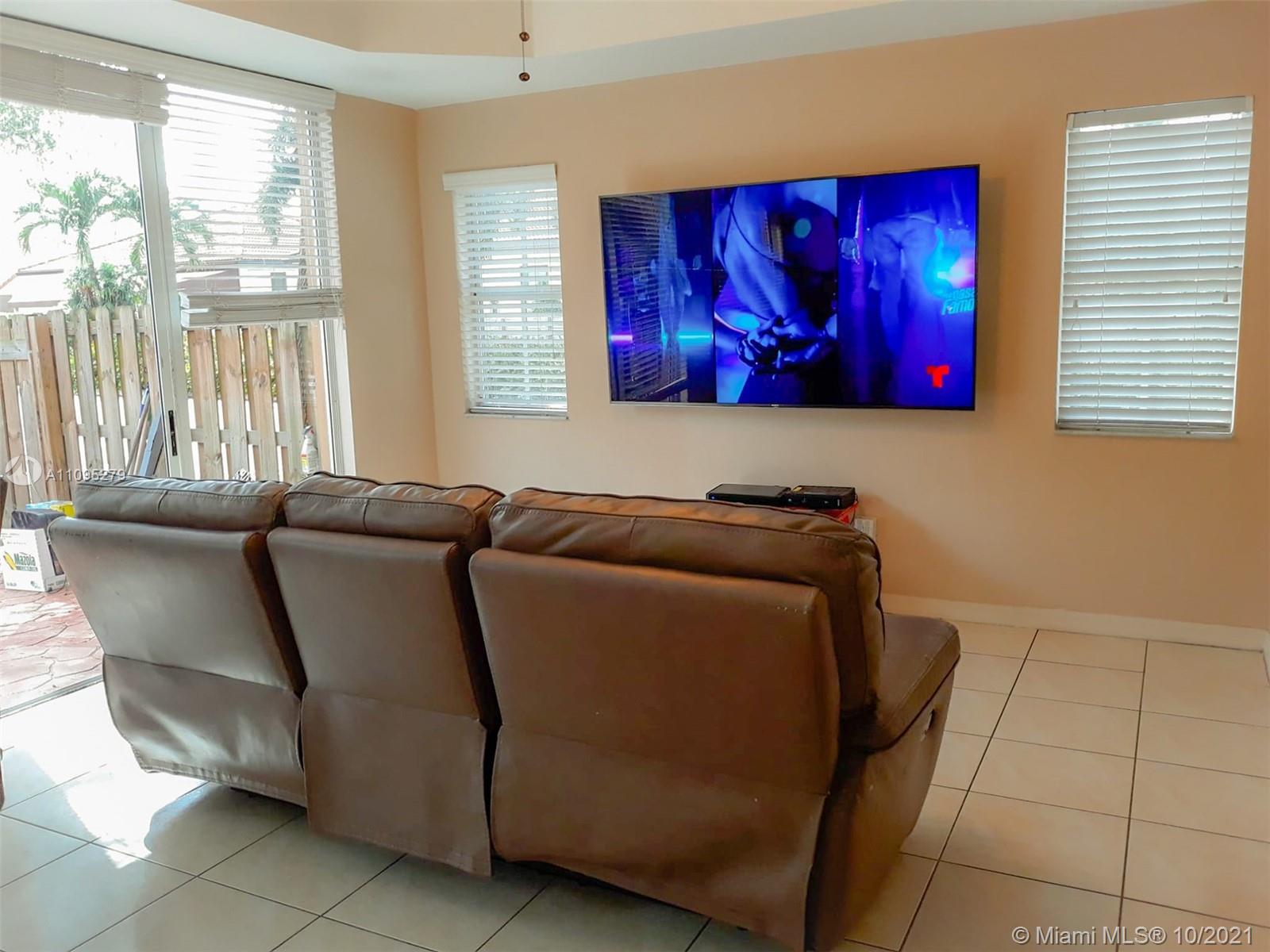 3175 Southwest 153rd Court Miami, FL 33185 - Photo 7 of 28