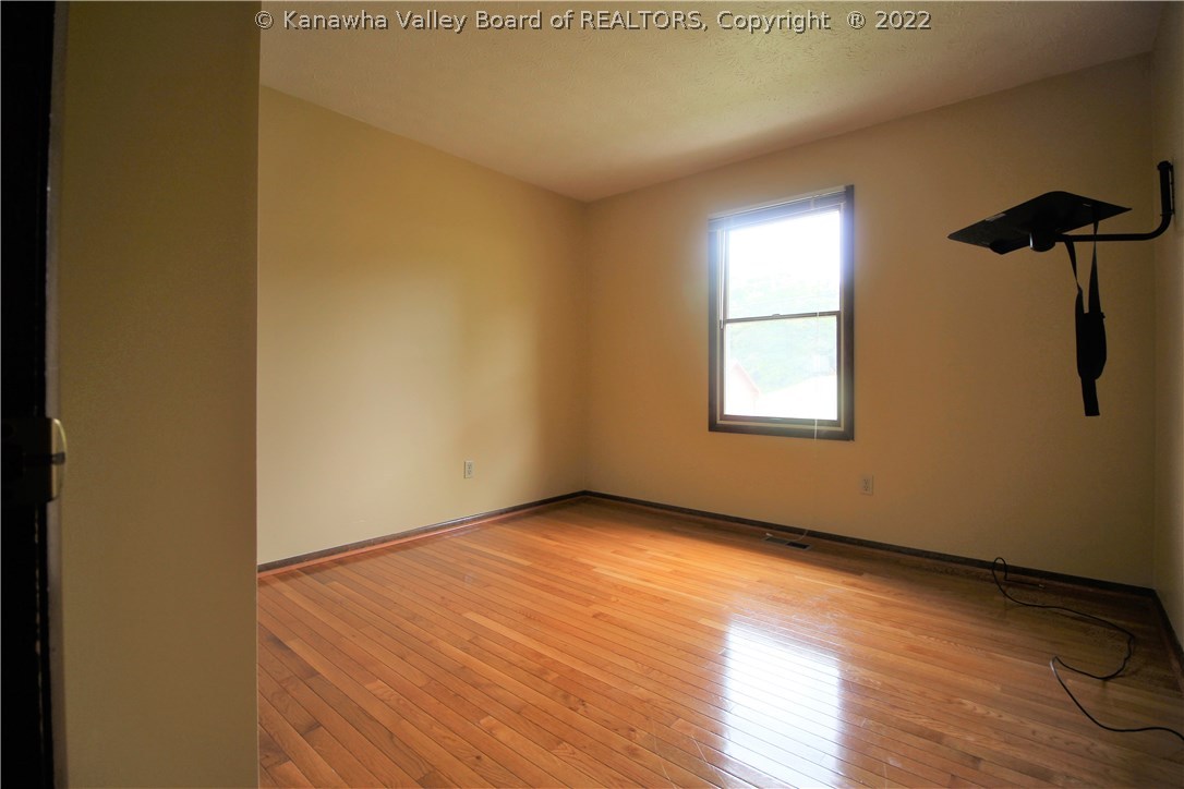 106 Laurel Ridge Road Scott Depot, WV 25560 - Photo 13 of 18 Gallery Image 13
