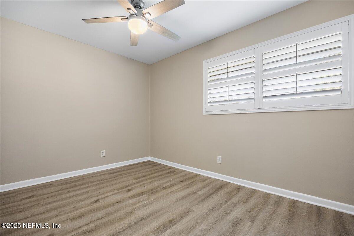 811 Acapulco Road Jacksonville, FL 32216 - Photo 17 of 26 Bedroom 2