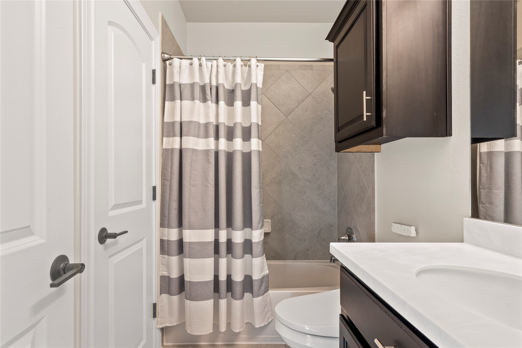 2513 Long Lasso Pass Leander, TX 78641 - Photo 23 of 36