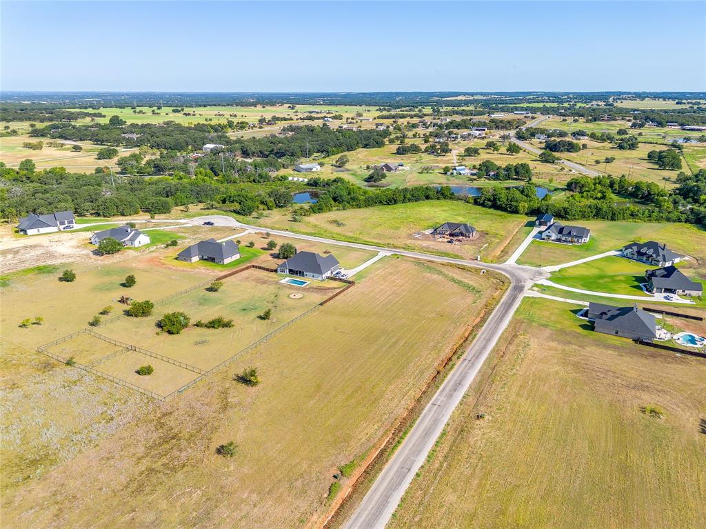 2035 Carrie Court Weatherford, TX 76088 - Photo 5 of 9