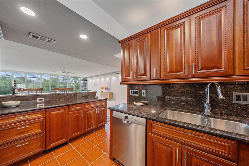 100 Sands Point Road, Unit 303 Longboat Key, FL 34228 - Photo 42 of 45