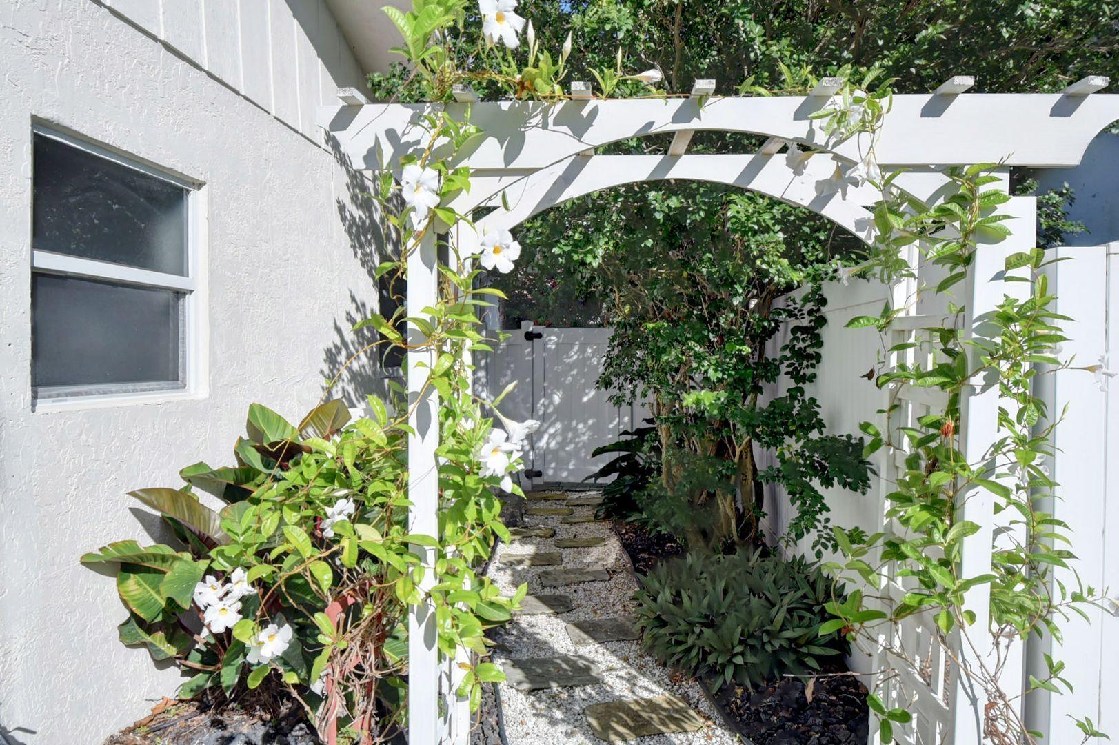 409 Prairie Rose Lane Boca Raton, FL 33487 - Photo 39 of 46 38_alp_8772_3_4_5_6