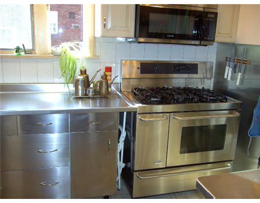 2646 Mt Royal Road Pittsburgh, PA 15217 - Photo 3 of 18 Kitchen.