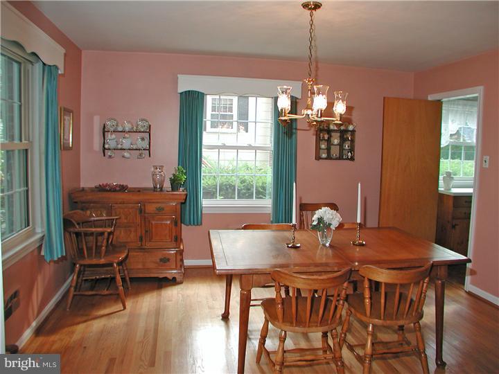 237 Merion Avenue Haddonfield, NJ 08033 - Photo 4 of 12 Dining Room