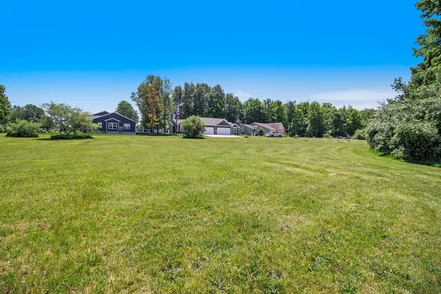 $23,900 | 60 Creek Drive, Hart, MI 49420