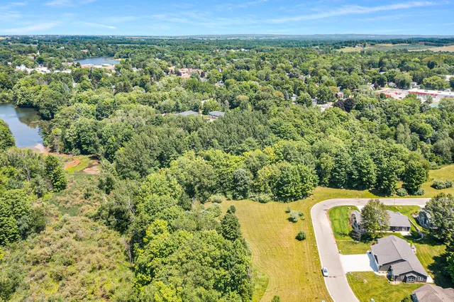 $23,900 | 60 Creek Drive, Hart, MI 49420