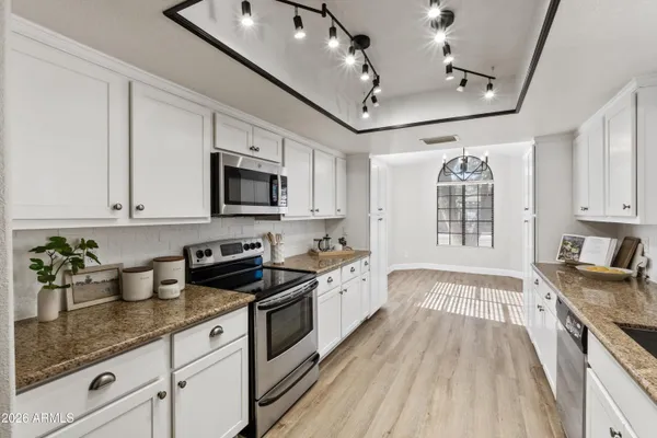 $585,000 | 19813 North 76th Avenue, Glendale, AZ 85308