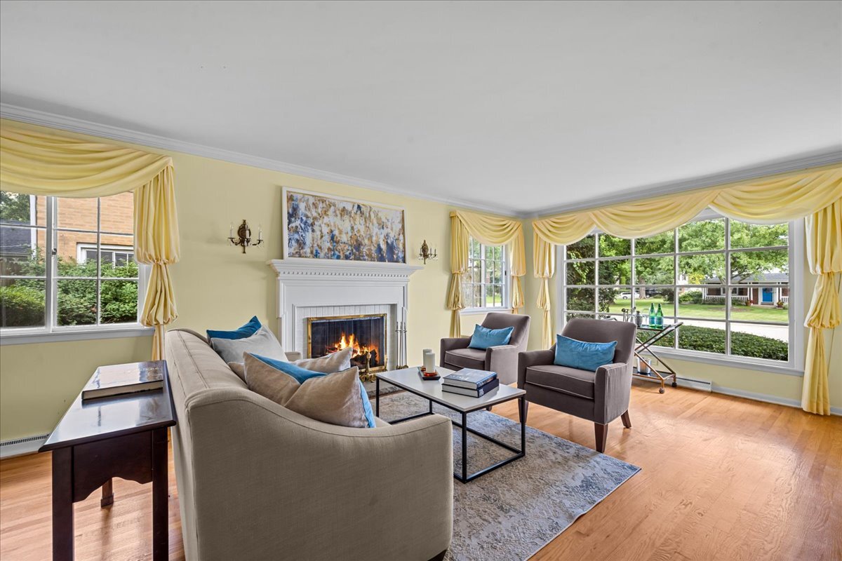 1505 Hackberry Road Deerfield, IL 60015 - Photo 2 of 19 a living room with furniture and a floor to ceiling window