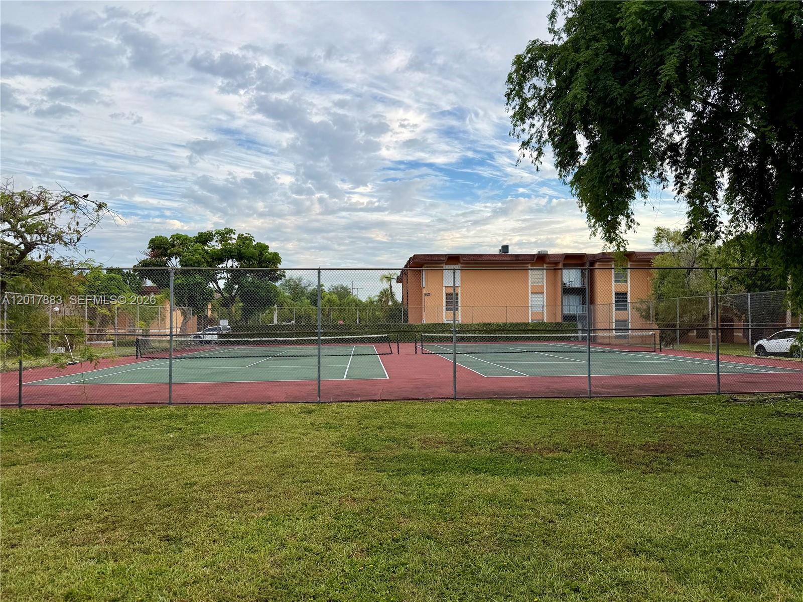 9429 Southwest 76th Street, Unit W25 Miami, FL 33173 - Photo 17 of 18