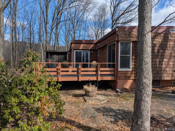 $2,500 | 37 Hill Road, Pine Bush, NY 12566