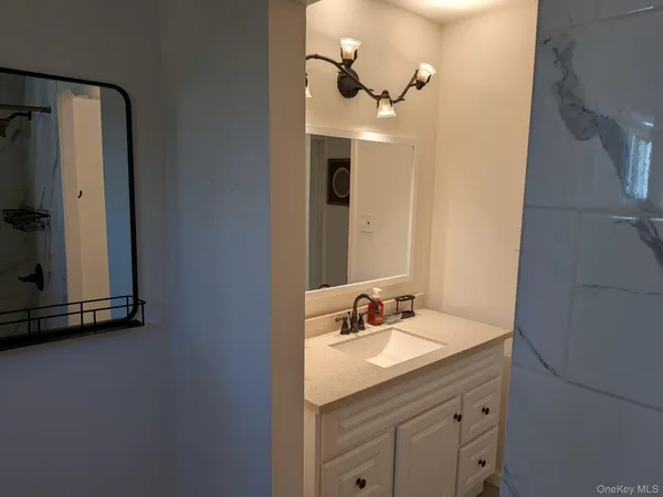 $2,500 | 37 Hill Road, Pine Bush, NY 12566