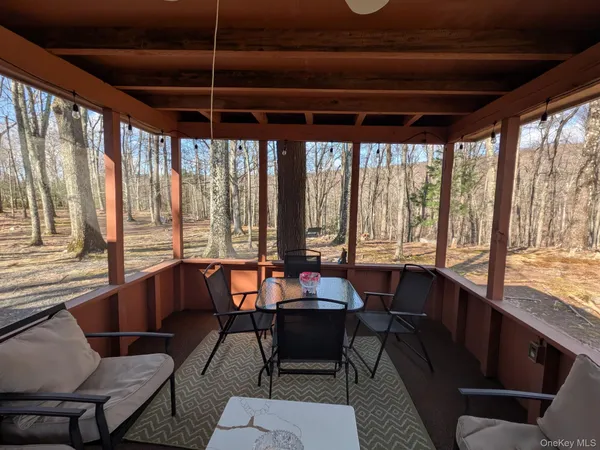 $2,500 | 37 Hill Road, Pine Bush, NY 12566