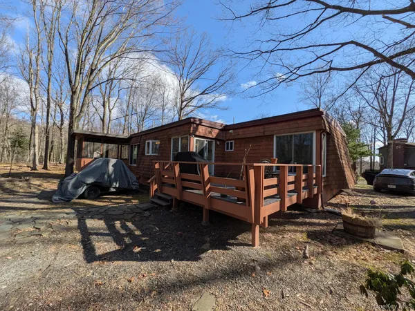 $2,500 | 37 Hill Road, Pine Bush, NY 12566