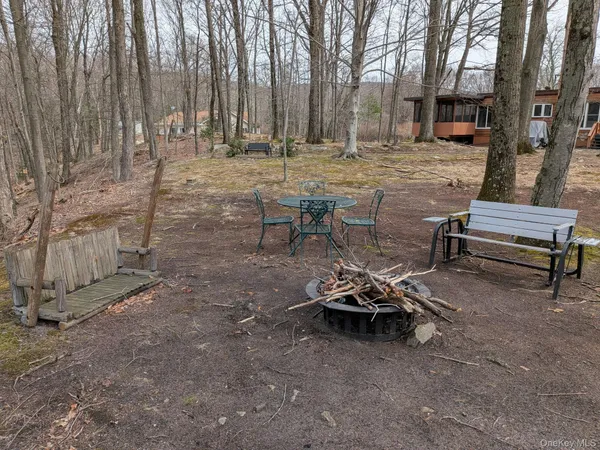 $2,500 | 37 Hill Road, Pine Bush, NY 12566