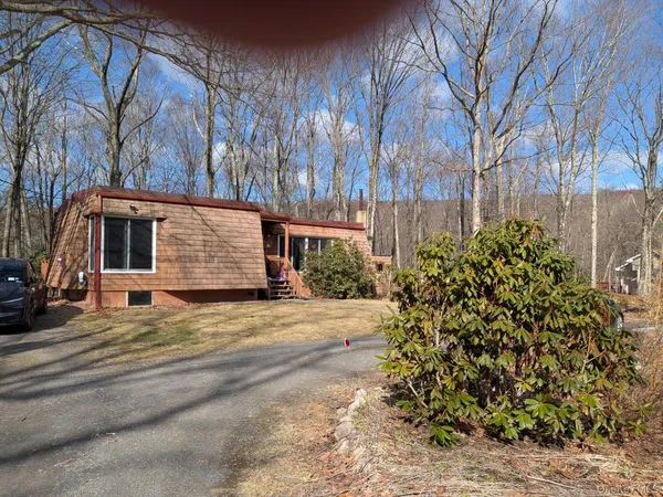$2,500 | 37 Hill Road, Pine Bush, NY 12566