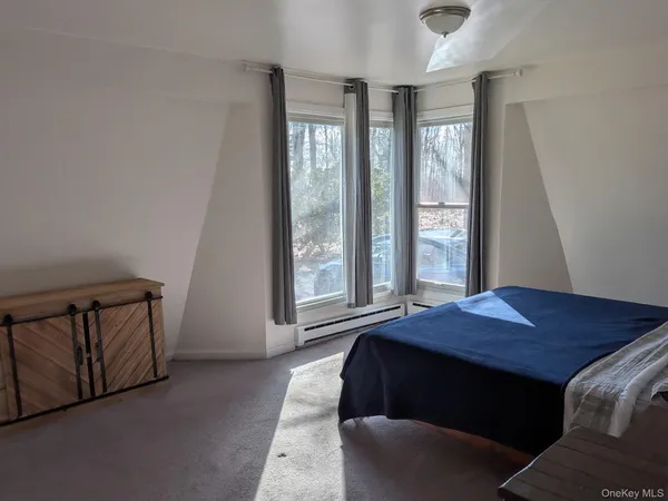 $2,500 | 37 Hill Road, Pine Bush, NY 12566