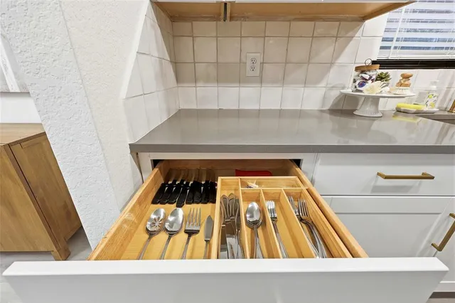 $5,250 | 1214 West Hudgins Street, Grapevine, TX 76051