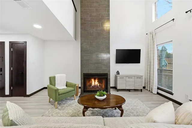 $5,250 | 1214 West Hudgins Street, Grapevine, TX 76051