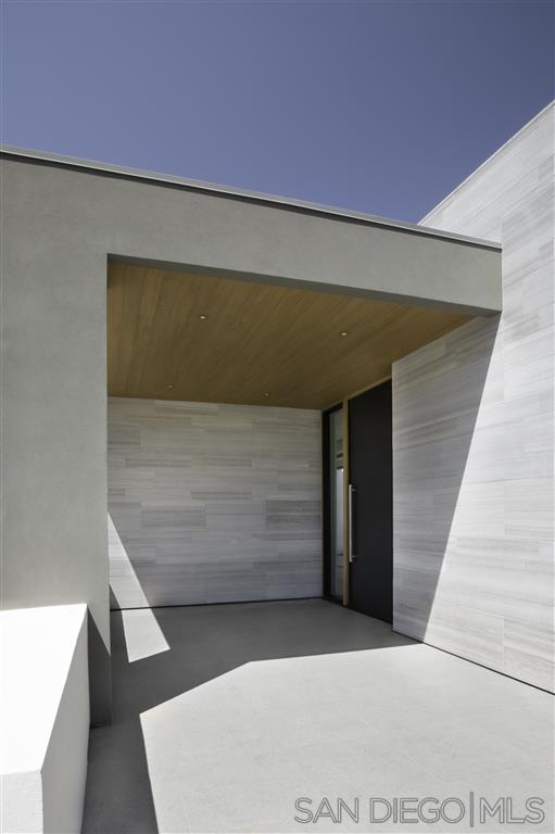 316 South Rios Avenue Solana Beach, CA 92075 - Photo 2 of 22 Gallery Image 2