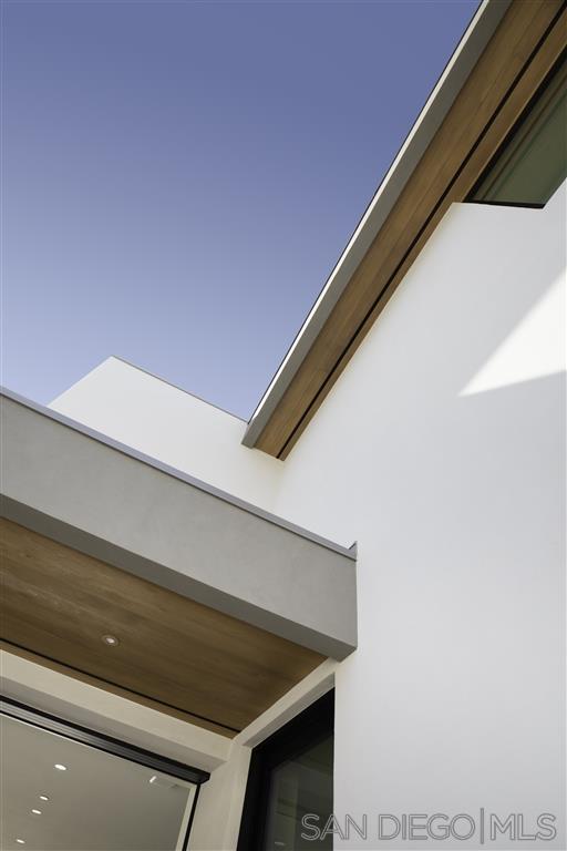 316 South Rios Avenue Solana Beach, CA 92075 - Photo 18 of 22 Gallery Image 18