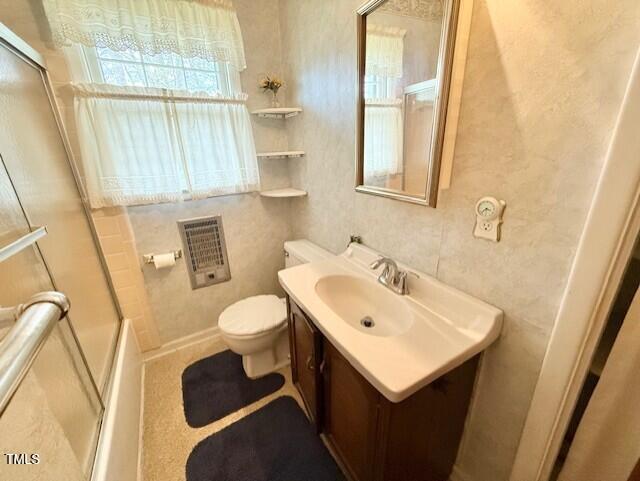 2501 Landis Drive Durham, NC 27705 - Photo 12 of 15 hallbath1