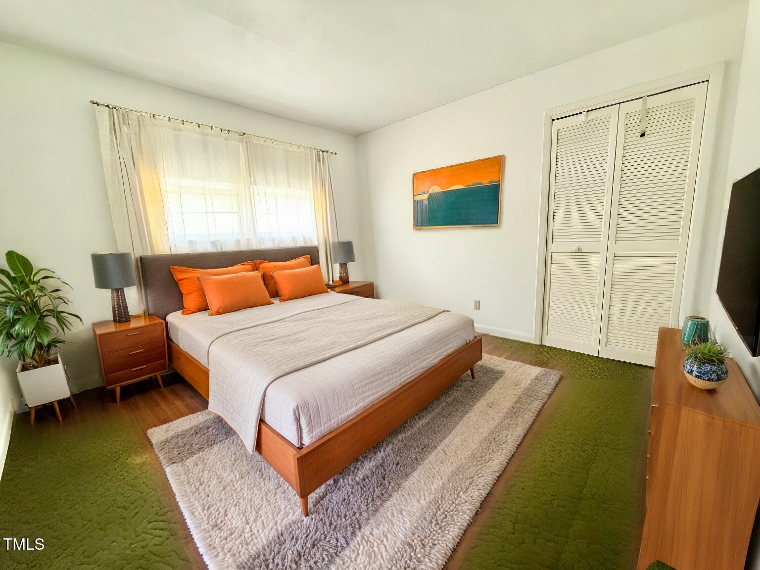 2501 Landis Drive Durham, NC 27705 - Photo 7 of 15 bedroom2 - Bedroom - Mid-Century Modern