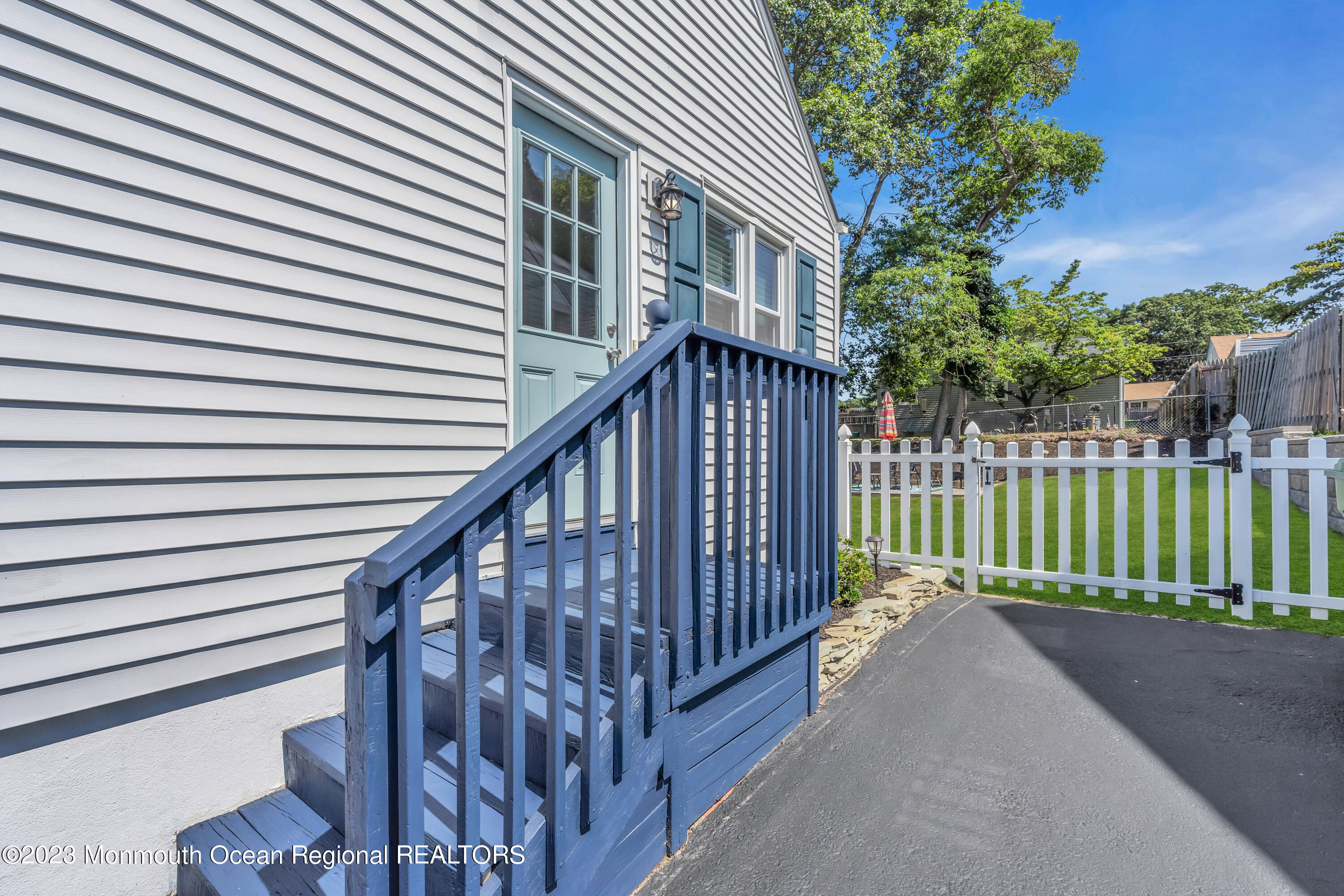 213 Milford Road Neptune Township, NJ 07753 - Photo 5 of 36 008_dsc07719-1